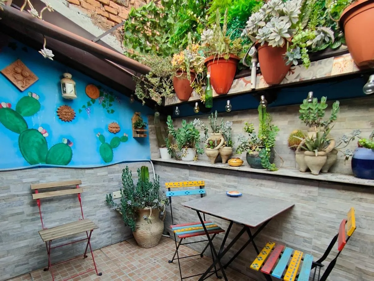 Apartment La Mansarda Di Ninni Catania